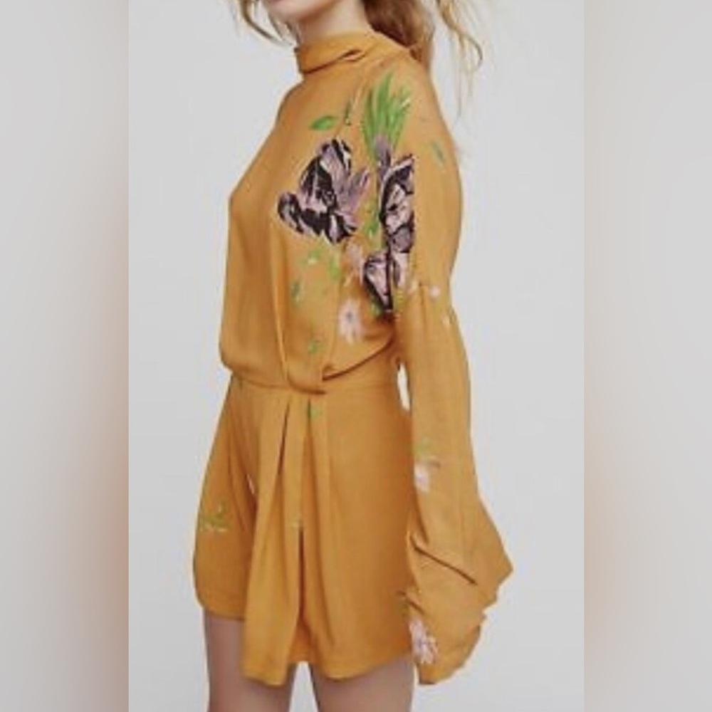 NWT FREE PEOPLE Free People Gemma Floral Tie Neck Back Mini Dress Mustard M